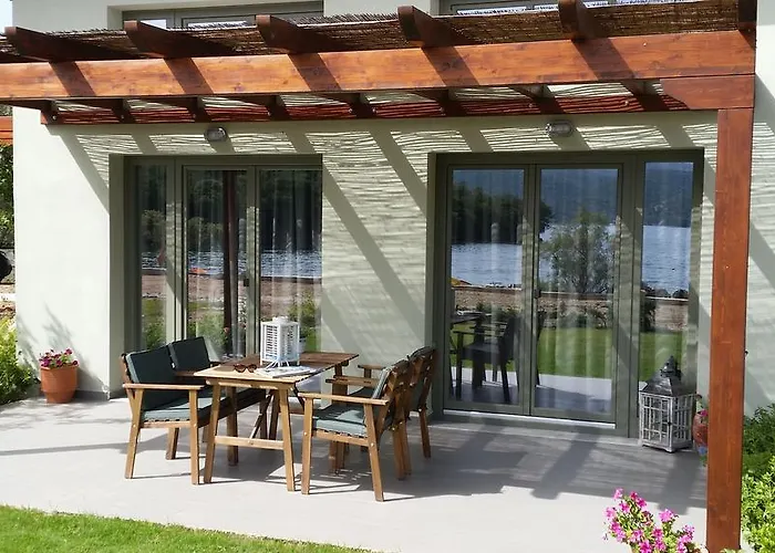 Dom wakacyjny Thea Milina